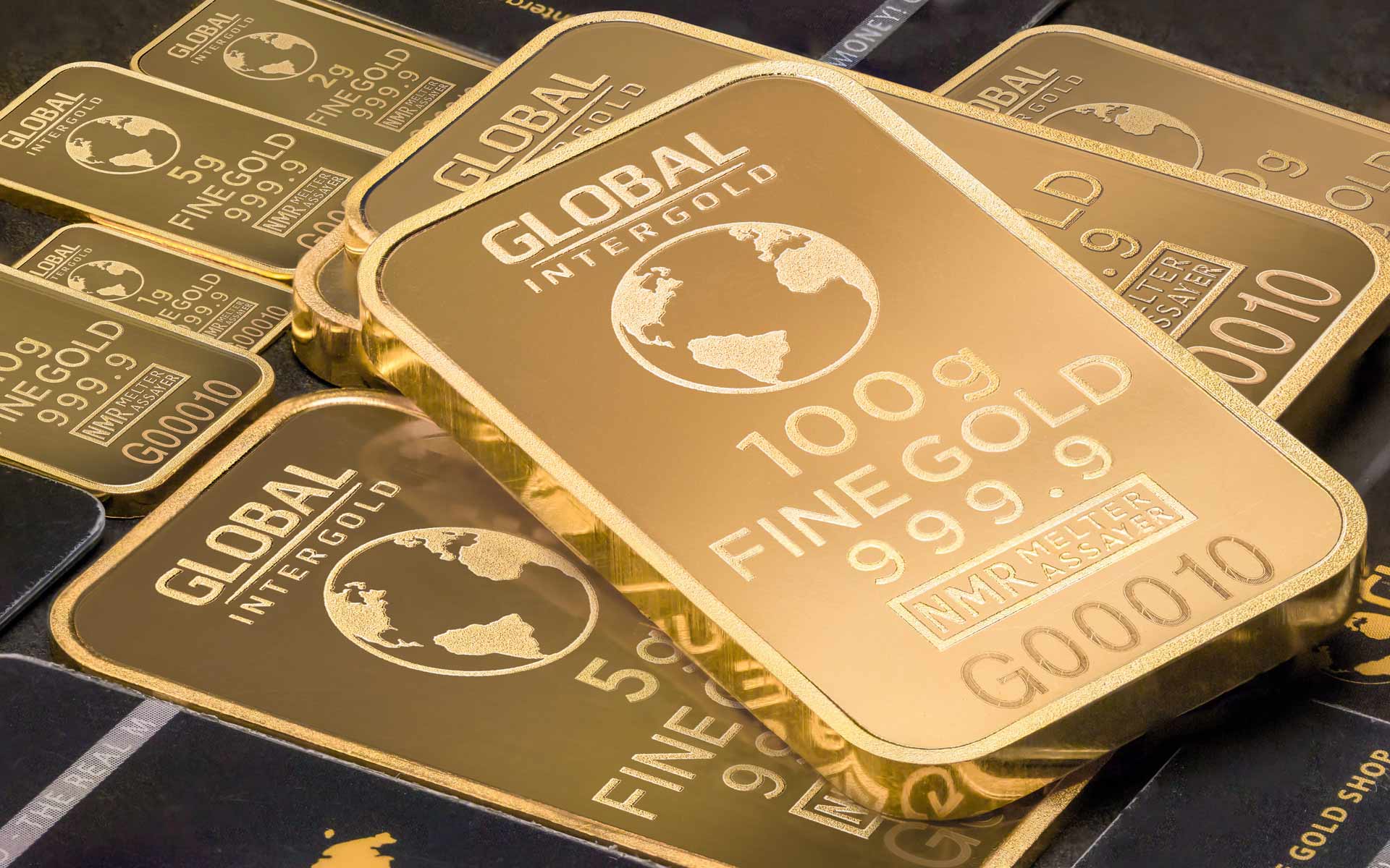 Texas Pawn & Jewelry buys and sells gold