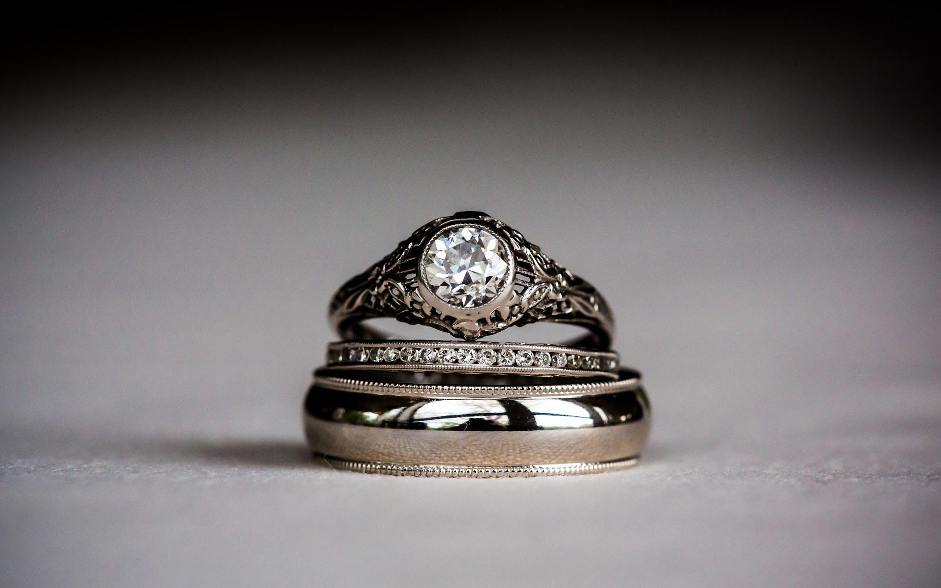 Texas Pawn & Jewelry buys and sells jewelry